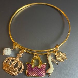 “Royal Crown” 👑 Bangle in Gold-tone